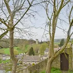 Culloden Tower View * Richmond (North Yorkshire)